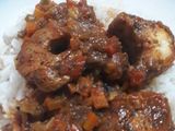 Gatuzo con salsa y arroz