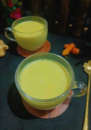 A picture of Turmeric Milk (Haldi Wala Doodh).