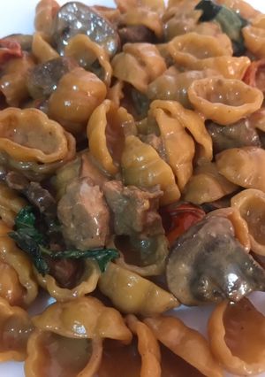 Una foto de Conchiglie con punta de palomilla al portobello