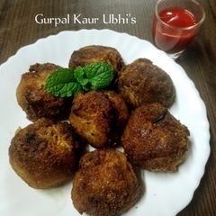 🌟 Golden Crispy Noodle Stuffed Bread Balls – A Street-Style Fusion Delight! A picture of 🌟 Golden Crispy Noodle Stuffed Bread Balls – A Street-Style Fusion Delight!.