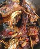 Cá kho thịt ba chỉ