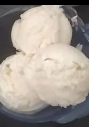 લીલા નારિયેળ નો આઈસ્ક્રીમ (Tender Coconut Ice Cream Recipe In Gujarati) રેસીપી મુખ્ય ફોટો
