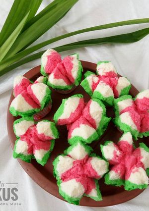 Foto resep Bolu Kukus Semangka Mekrok No BP & Soda Praktis Kocok All In 1