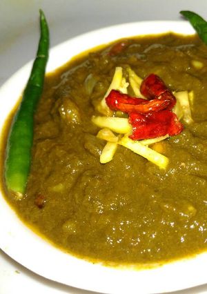 A picture of Sarson ka saag.