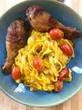 Tagliatelles crémeuses au butternut et 🍗 pilons de poulet