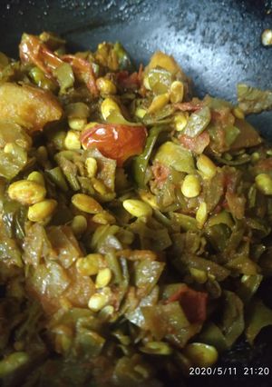 A picture of Broad Beans curry chikudukaya khura.