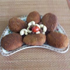A picture of Sweet Cutlets.