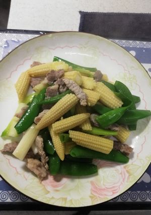 玉米筍🌽甜豆 肉絲 的食譜成品照片