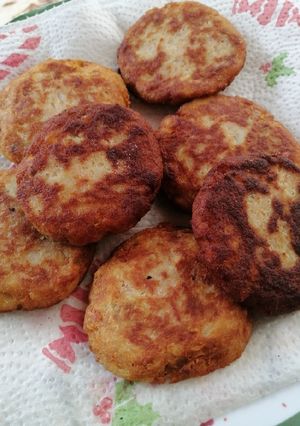 Una foto de Tortitas de papa y atún 👌 facilísimo