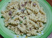 Gambar pasta fusilli carbonara