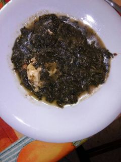 Una foto de Espinacas con huevo cuajado