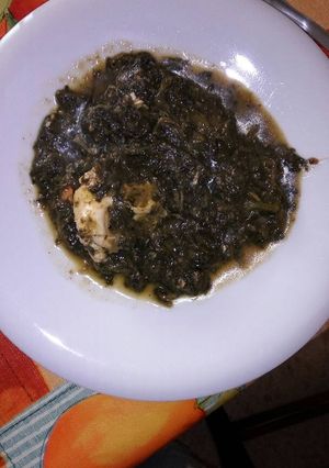 Una foto de Espinacas con huevo cuajado