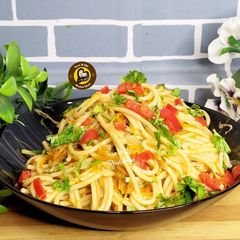 A picture of Desi Street Style Veg Spaghetti.