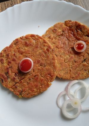 A picture of #Flavour 4 સ્પાઇસિ સ્પાઈસી ભાખરી.
