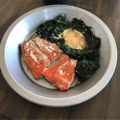 A picture of Salmon and Spinach Egg Bake.