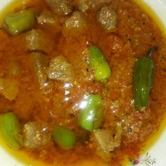 A picture of Achar gosht.