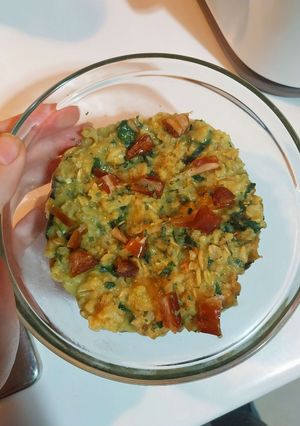 A picture of Savory Curry Oatmeal.