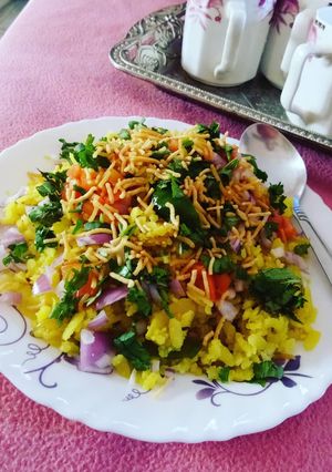 A picture of Kanda poha.