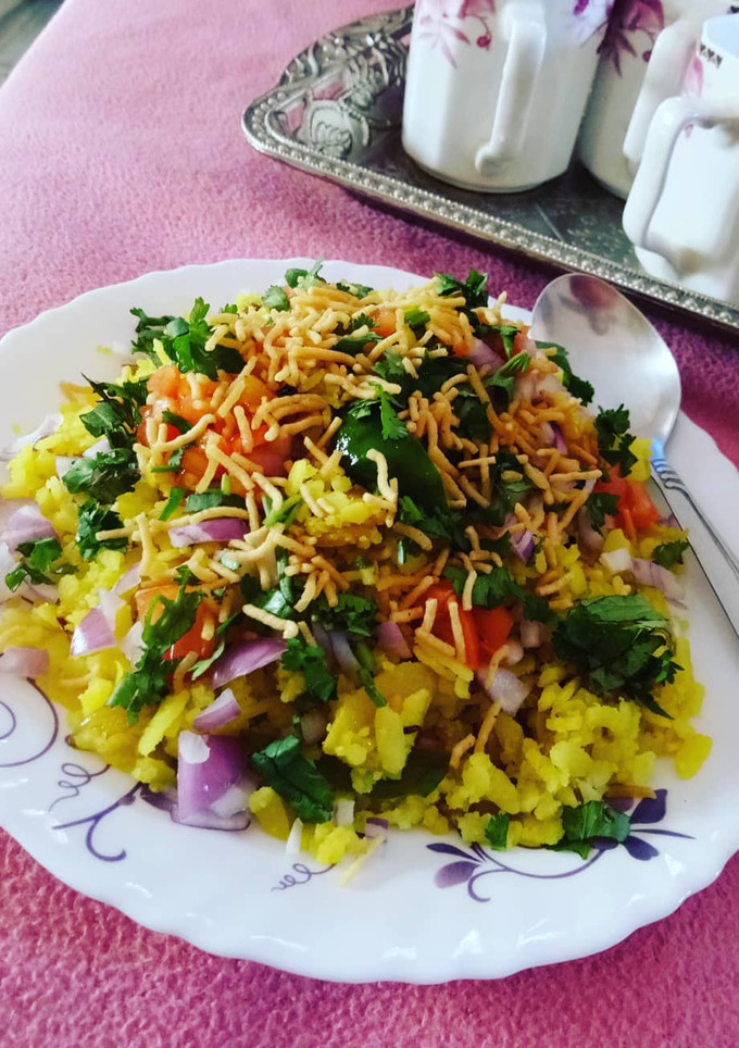 A picture of Kanda poha.