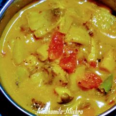A picture of Chhatu Besara (Mushrooms in mustard gravy).