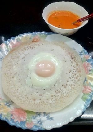 A picture of Egg Appam.