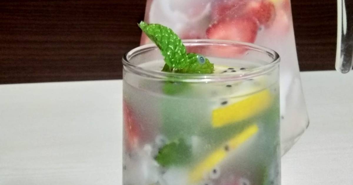 Resep Fruit Infused Coconut Water oleh Evni Yusvita Cookpad