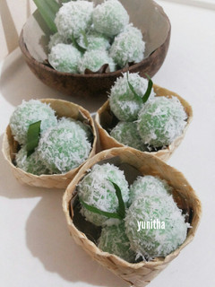 Foto resep Klepon Isi Gula Merah Lumer