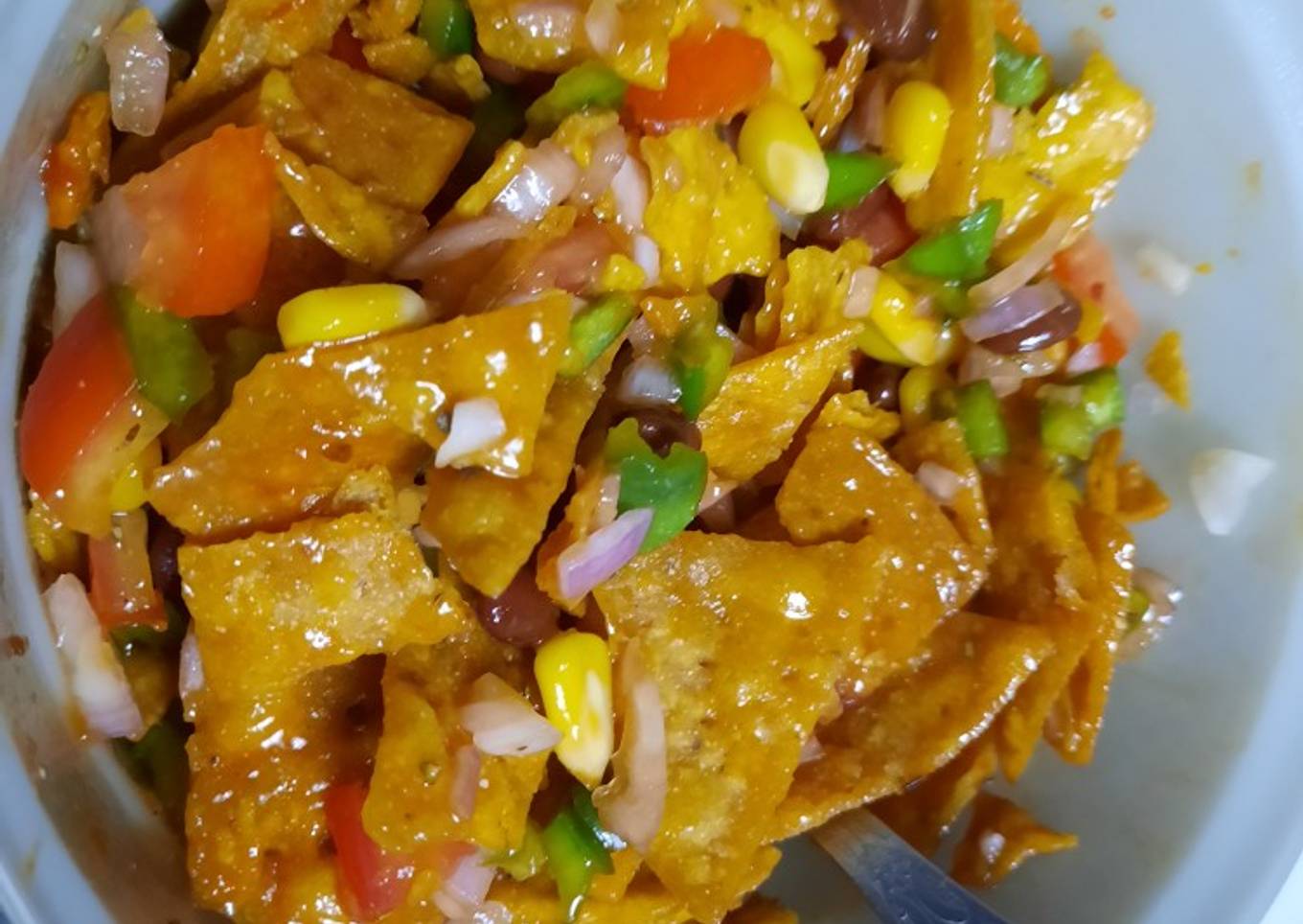 Healthy nachos salad