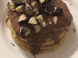 Tortitas con chocolate y filipinos