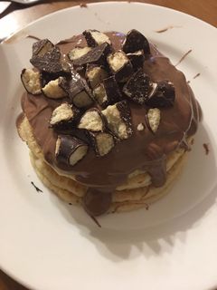 Una foto de Tortitas con chocolate y filipinos
