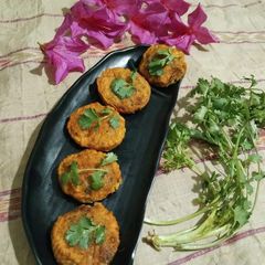 A picture of Aloo Chop.