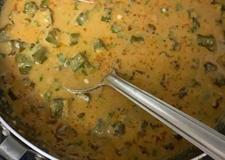 Easiest Way to Make Recipe of Ladies Finger Curry