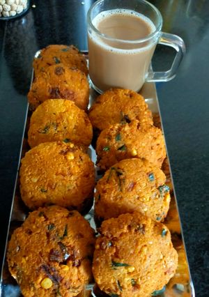 A picture of Parpu Vada.