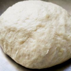 A picture of Perfect Pizza dough with correct measurements !.