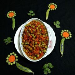 A picture of Carrot Peas Curry.