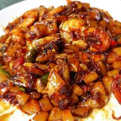 Udang kentang kecap pedas maknyooss 😍 রেসিপির প্রধান ছবি