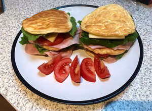Ketogén Felhő-szendvics 🍔 recept fotója