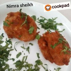 A picture of Spagtti or chicken chownein ball.