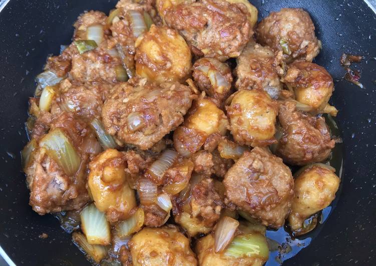 Langkah Mudah untuk Menyiapkan Bakso saus mentega Anti Gagal