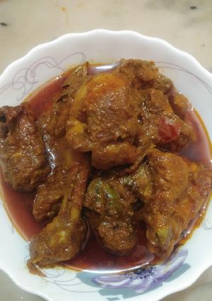 A picture of Chicken kosha.