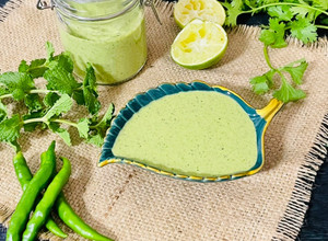 A picture of Dahi Pudina Chutney.