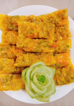 Hình của món Hoành thánh hấp.