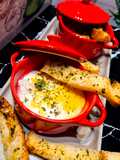 Œufs cocotte au poulet et au cheddar
