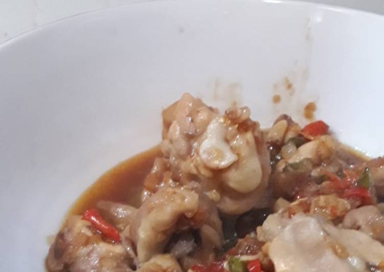 Cara Gampang Membuat Oseng Ayam Pedas, Bikin Ngiler