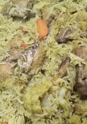 صورة لوصفة مقلوبة دجاج بالزهرة