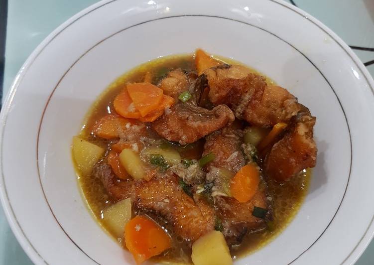 Haruan masak kecap (masakan banjar)