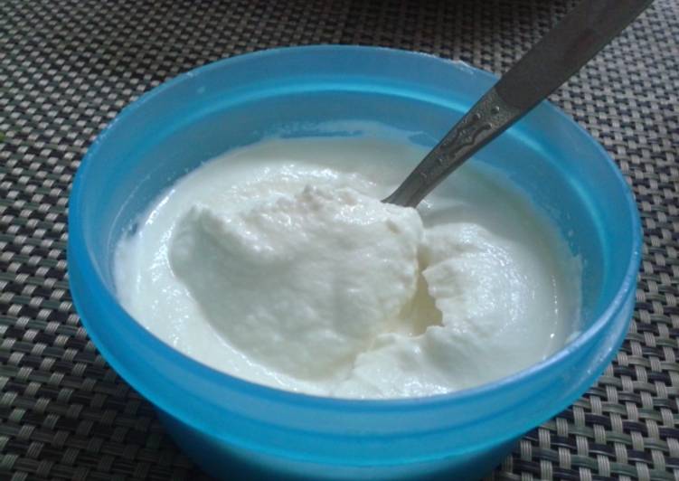 Simple Way to Make Quick Cream Cheese from Paneer and Set Curd