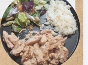 Una foto de crema de chipotle