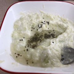 A picture of Cucumber Raita.