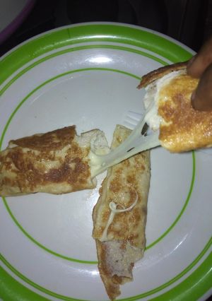 A picture of Cheesy omelette.